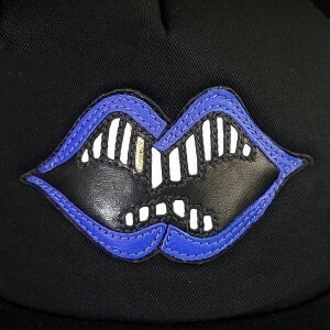 有名コラボ!限定数生産品! MATTYBOY LIPS ブルーキャップ