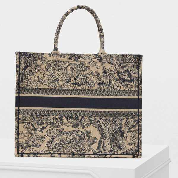 2019人気 ディオールスーパーコピー 刺繍入りキャンバス “DIOR BOOK TOTE”バッグ M1286ZTDT_M928
