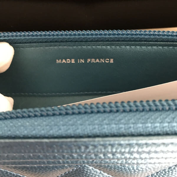 希少ライトブルー_CHANEL_キャビア_ジップ_長財布_CCロゴ_水色 希少ライトブルー_CHANEL_キャビア_ジップ_長財布_CCロゴ_水色