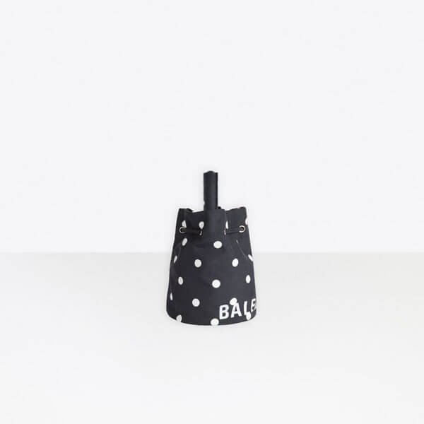 【国内即発】BALENCIAGA/ロゴ小/ドローストリングバゲットバッグ BALENCIAGA バレンシアガ バスケットバッグ DRAWSTRING XS