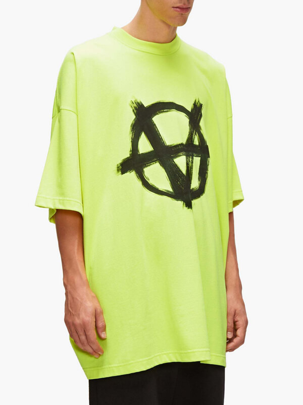 VETEMENTS - ANARCHY GOTHIC LOGO T-SHIRT / ブラック×ホワイト