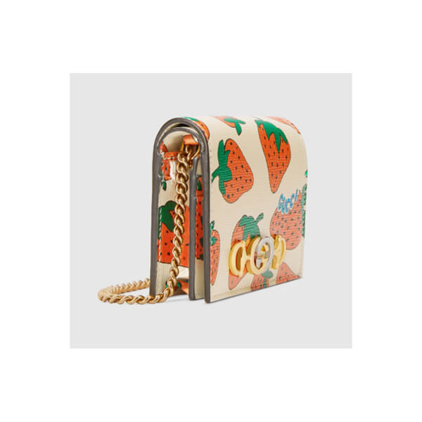 入手困難 GUCCI イチゴウォレット チェーン付き