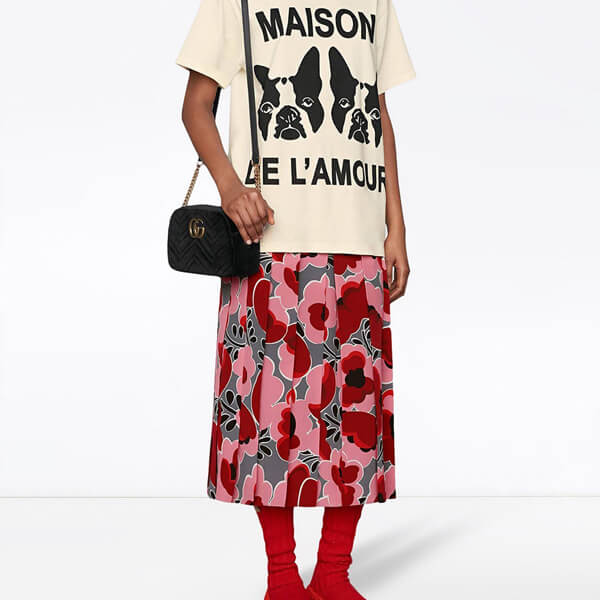 2020最新/限定【VIPセール】GUCCI グッチ偽物 GG Marmont ショルダーバッグ 4476329QIBT1000 ブラック