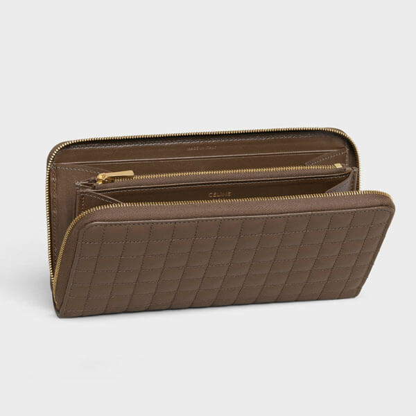 【人気】CELINE セリーヌ★コピーCチャーム ラージ ジップドウォレット 長財布 10B553BFL