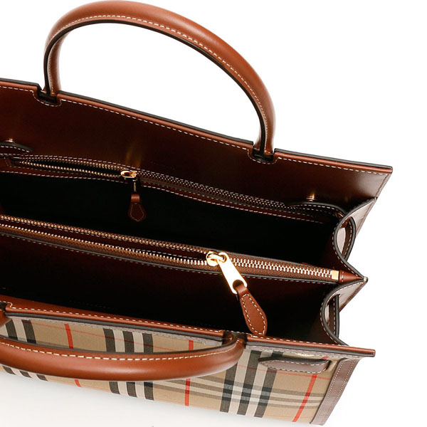 Burberry small title tote bagコピー 8025274