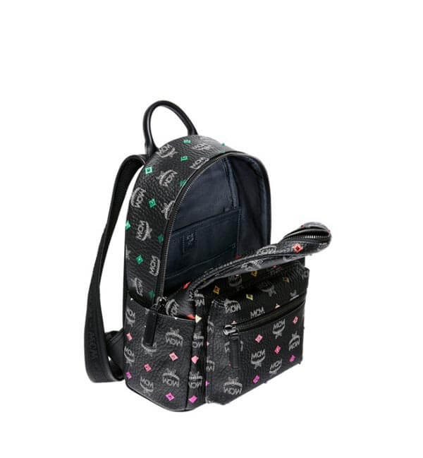 MCM エムシー エムリュック 偽物 STARK SKYOPTIC STUD VISETOS BACKPACK MMK9SVE30BA