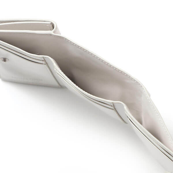 BOTTEGA VENETA偽物 3つ折り財布 小銭入れ付き 635561-vcpp2