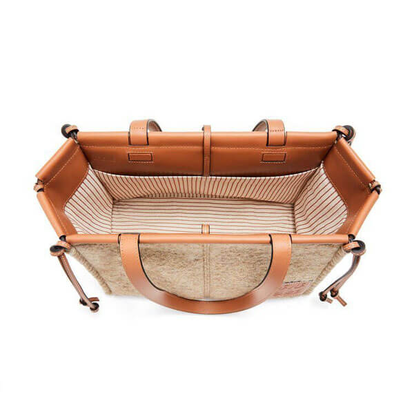 【新作】LOEWE*コピー スモールクッショントートバッグ A612A93X13