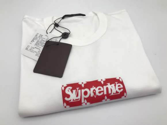 ルイヴィトンスーパーコピー パ×supreme Monogram BoxLogo TEE WHITE BoXロゴ TシャツM690A733