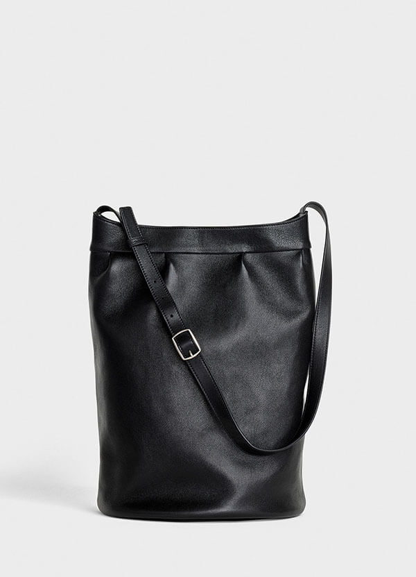【CELINE】コピーメンズ ミディアム ソフトバケットバッグ/ラムスキン 188163BI6.38SI
