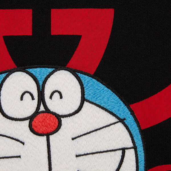 Gucci ドラえもん x Gucci 黒色のコットンスウェット