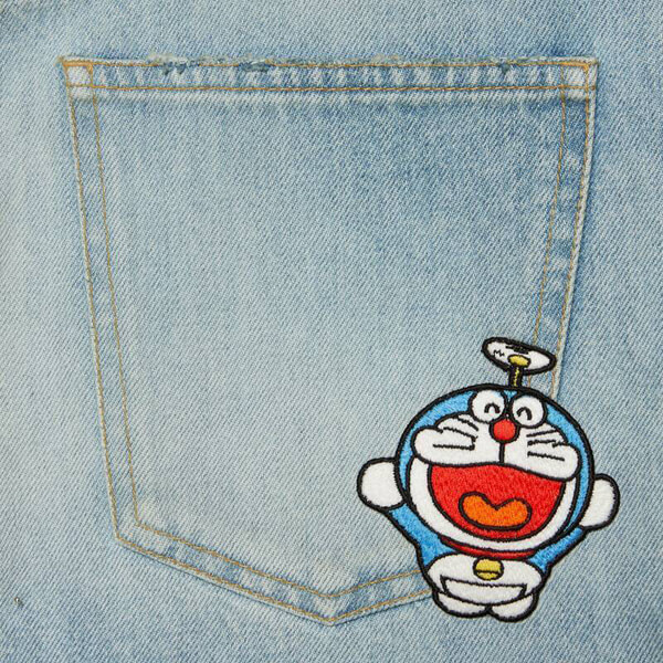 21SS海外限定★GUCCI★ドラえもんコラボ デニムパンツコピー652655 XDBOS 4452