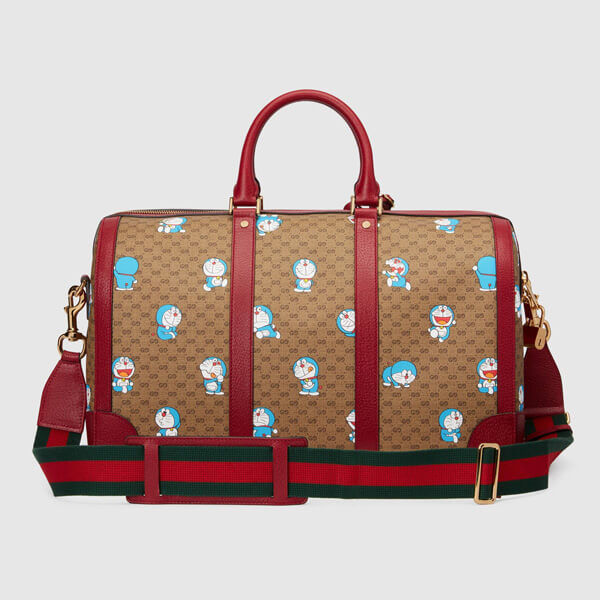 【GUCCI】DORAEMON x GUCCI ミディアム ダッフル バッグ647815 2TJBG 8587