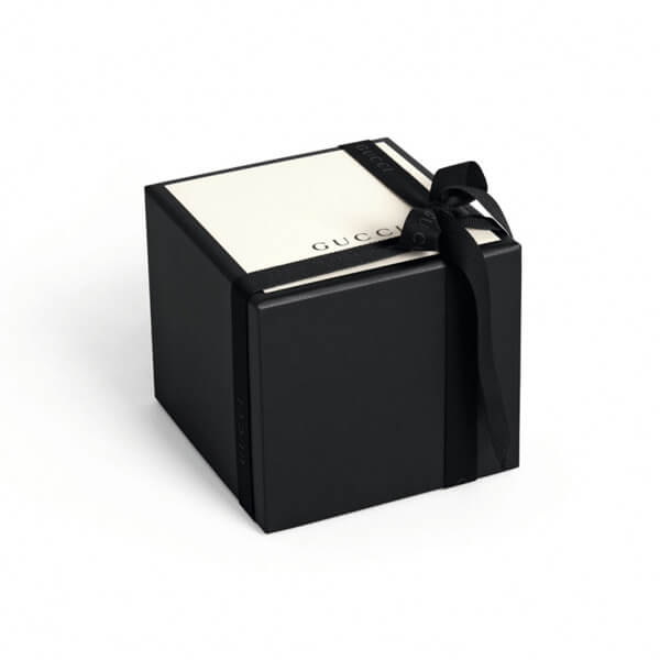 GUCCI Gフレームダイヤモンドダイヤルブレスレットウォッチ コピーN級品YA127504