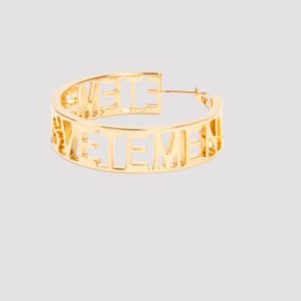 1123【VETEMENTS】偽物ロゴ ゴールド ピアス 21030815