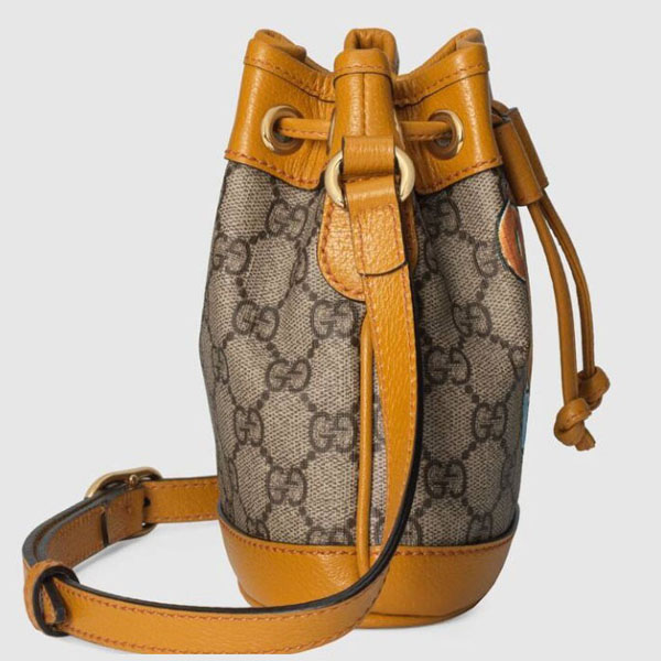 GUCCI★EXO-KAI x Gucci スーパーコピー 限定品 ベアプリント バケットバッグ 660304 2YWCG 8695
