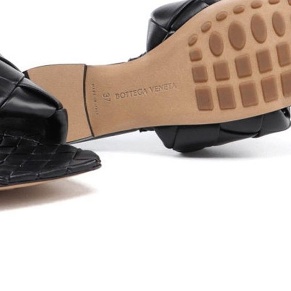 BOTTEGA VENETA 21SS LIDO イントレチャート レザーサンダル BOTTEGA VENETA 21SS LIDO イントレチャート レザーサンダル