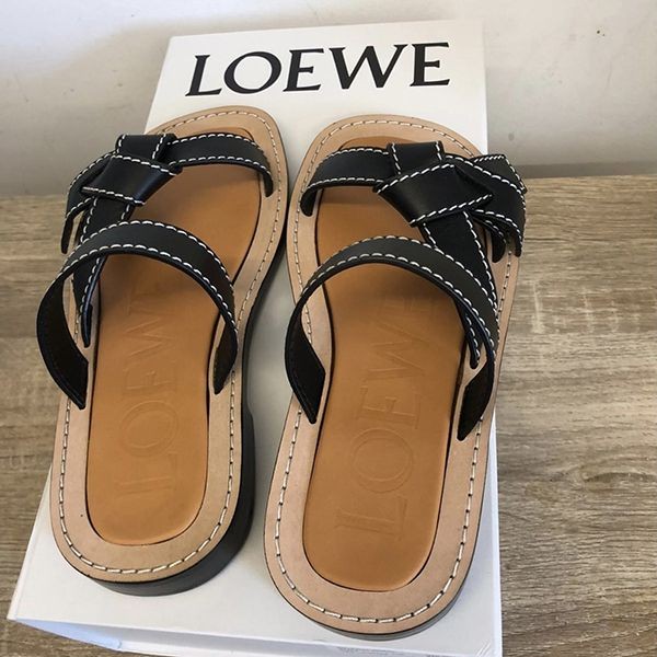 ロエベ　ゲート　フラッサンダル LOEWE ロエベ ミュール GATE FLAT MULE ゲート L814379X16