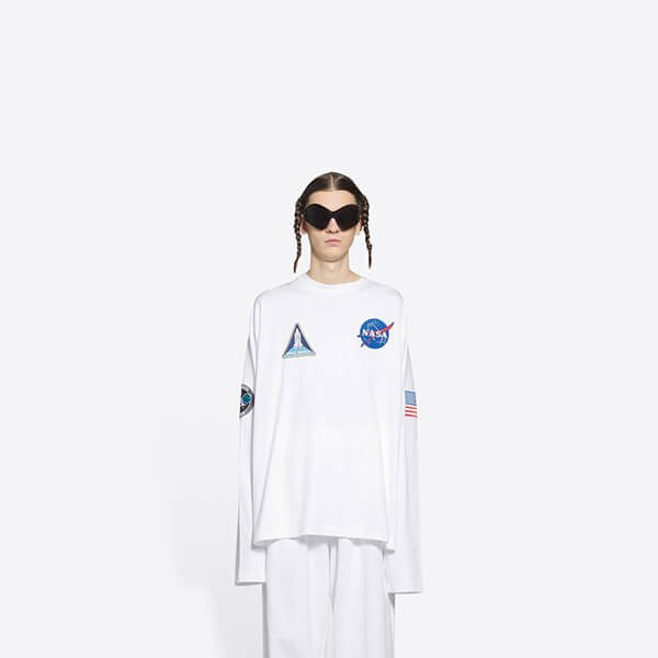 バレンシアガ Tシャツ コピー】×NASAコラボ SPACE 長袖Tシャツ バレンシアガ Tシャツ コピー】×NASAコラボ SPACE 長袖Tシャツ