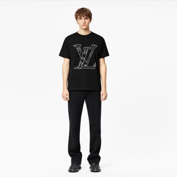 【この夏ヘビロテ決定♡】ルイヴィトン Tシャツ この夏ヘビロテ決定♡】ルイヴィトン Tシャツ (Louis Vuitton/T