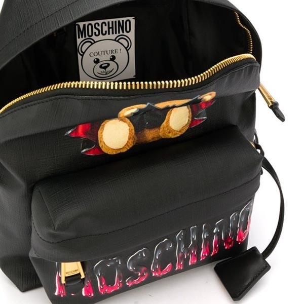 【入手困難】MOSCHINOモスキーノ リュック バックパック クロス モスキーノ(MOSCHINO) リュック・バックパック | 通販・人気