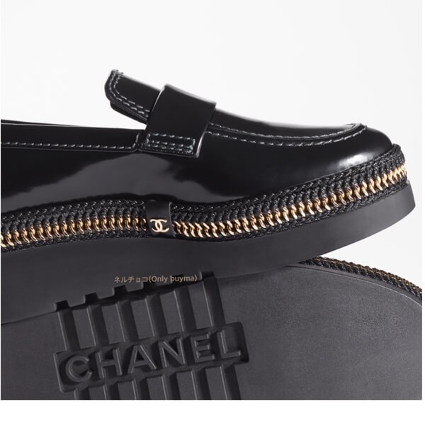 ヒールのチェーンが可愛い♡【CHANEL】CCロゴ ローファー 大人気！文字ロゴ＆CCロゴ】CHANEL*ローファー3色 (CHANEL