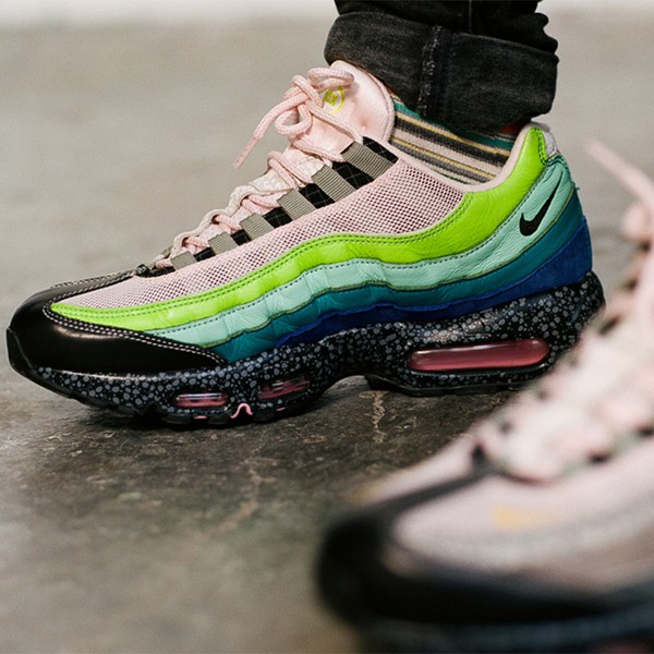 ★Nike★大人気★AIR MAX 95 エアマックス95★追跡可 size? X ナイキ Air Max 95 偽物 Air Max Day (2020) 20 for 20