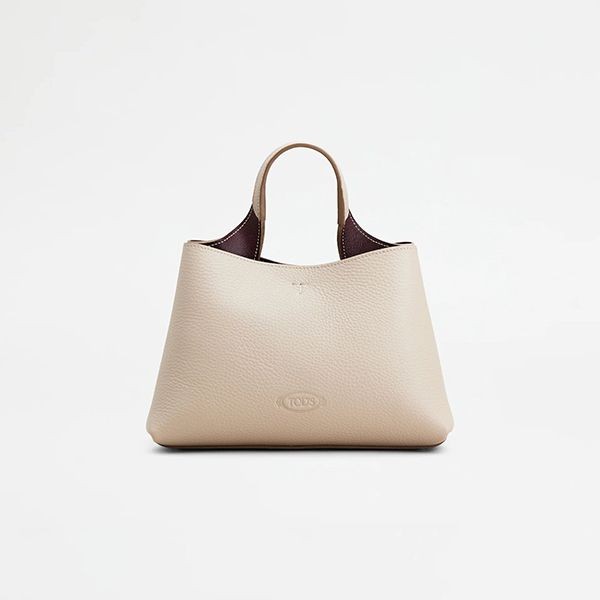 未使用級✨トッズ レザー　トートバッグ ロゴ TOD'S（トートバッグ）のフリマアイテム一覧
