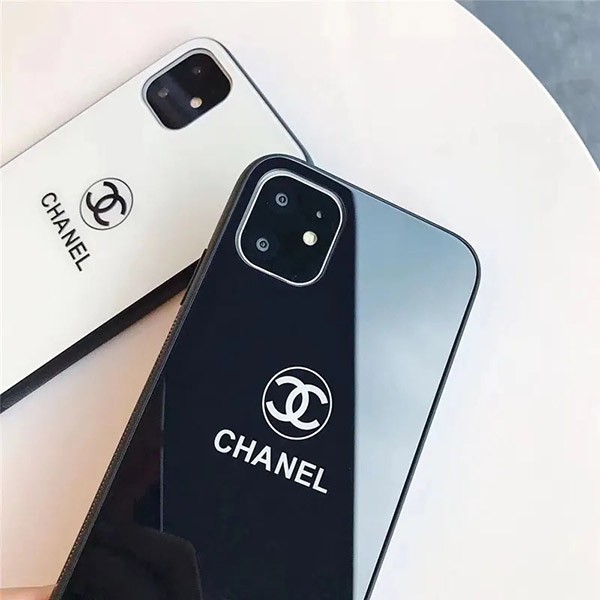 すぐ届く！関税込 CHANEL シャネル iPhone スマホ ケース 安心安全な関税込 & 日本配送 CHANEL シャネル iPhone ケース