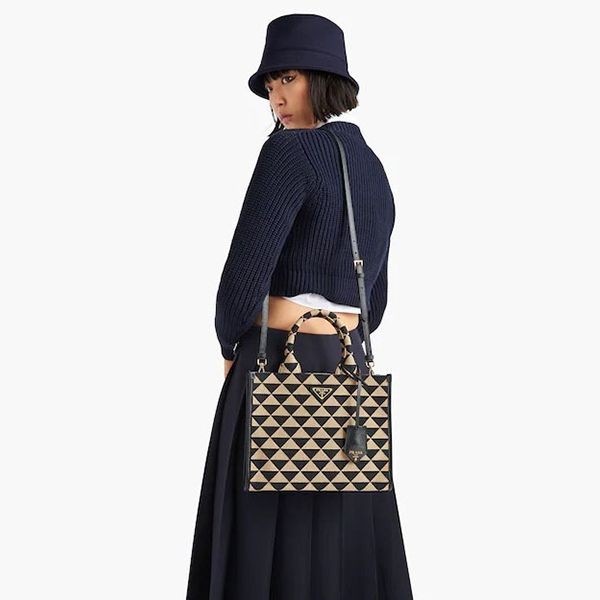 【22AW】新作シンボルジャカードトップハンドルバッグ◆プラダ◆ 22AW】新作シンボルジャカードトップハンドルバッグ◇プラダ