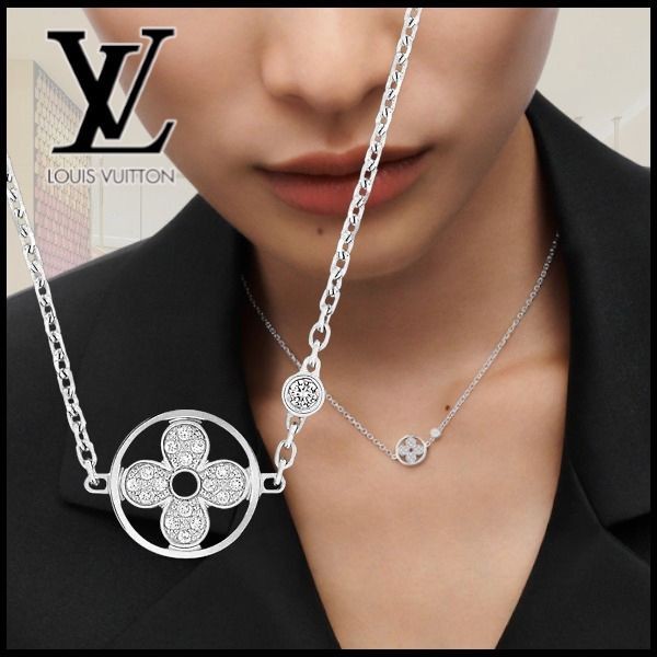 Louis Vuitton Star Blossom Pendant, White Gold And Diamonds (Q93622)