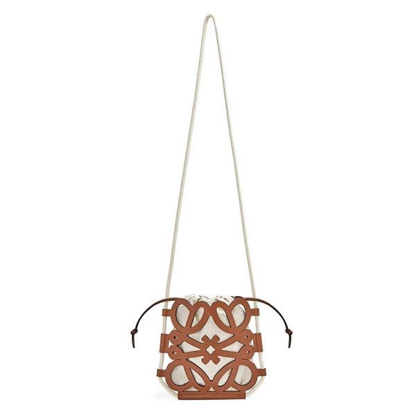 【セール】ロエベ☆ANAGRAM CUT OUT クロスボディ☆B922Q09X01 楽天市場】LOEWE ロエベ ショルダーバッグ B922Q09X01