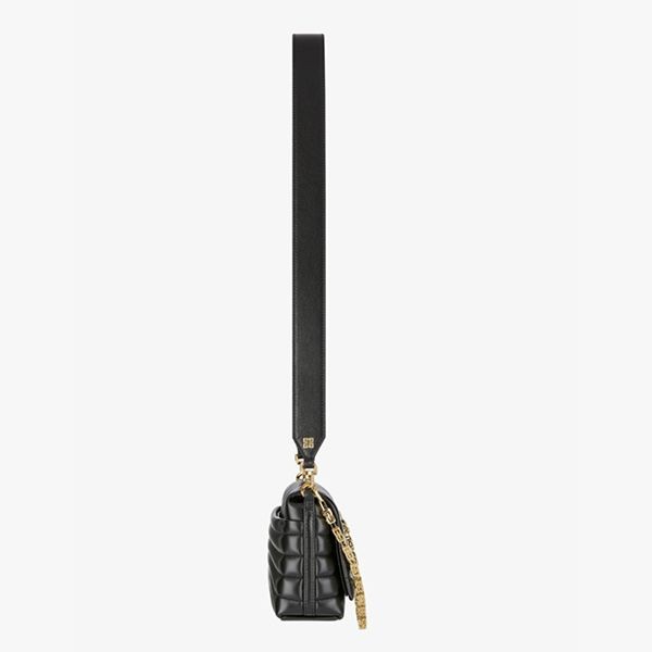 新品★GIVENCHY■キルティングレザー スモール 4G ソフトバッグ GIVENCHY☆4Gスモール キルトレザーソフトバッグ ☆税・送料込