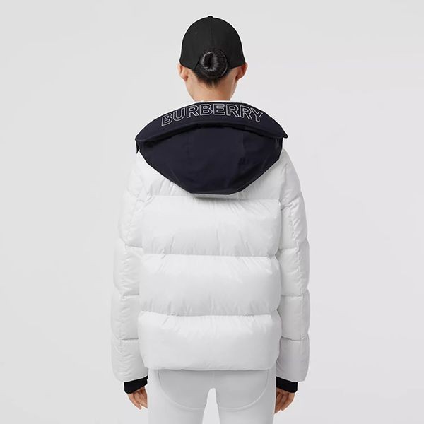 大人気♪♪【Burberry】パファージャケット バーバリー デタッチャブルフード パファー ジャケット 偽物 2色