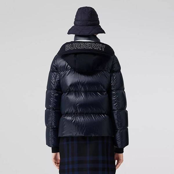 大人気♪♪【Burberry】パファージャケット バーバリー デタッチャブルフード パファー ジャケット 偽物 2色