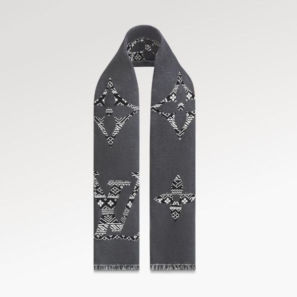 ⭐︎新品未使用品⭐︎LOUIS VUITTON マフラー　モノグラム LOUIS VUITTONのフリマアイテム一覧