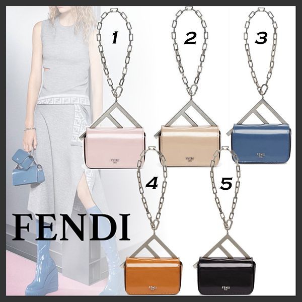 フェンディ F ナノ レザー ミニバッグ コピー 5色展開