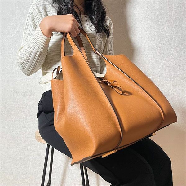 すぐ届く【TOD'S】トートバッグ Tタイムレス TOD'S TODS トッズ トートバッグ T TIMELESS タイムレス