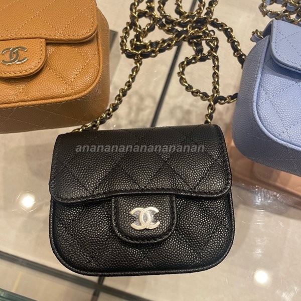スマホポーチとして便利☆【CHANEL】ミニショルダーバッグ 新作CHANEL☆携帯ホルダー 入手困難 ショルダーバッグ 直営1点