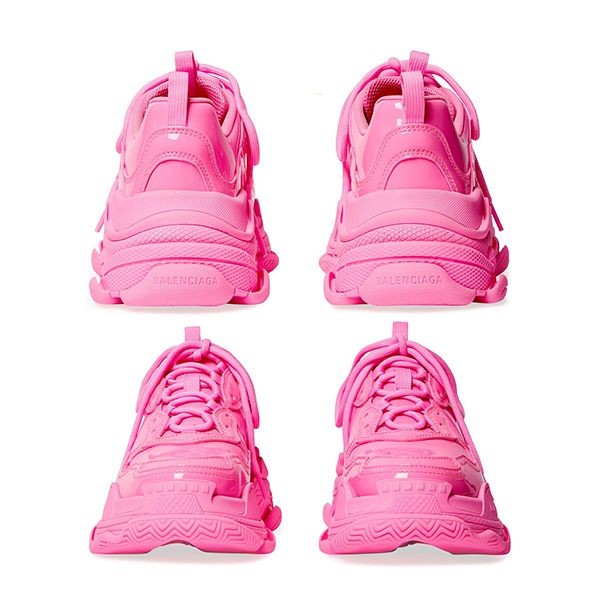 都会的 バレンシアガ スニーカー TRIPLE S TPU ロゴ 洗練された 都会的 バレンシアガ スニーカー TRIPLE S TPU ロゴ 洗練された
