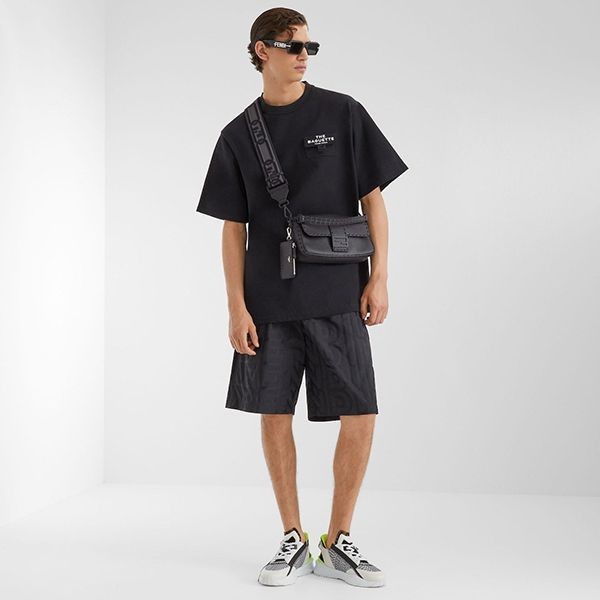 ◇ FENDI x MARC JACOBS ブラック Tシャツ FENDI - フェンディ MARC JACOBS コラボ ROMA エンブロイダリー