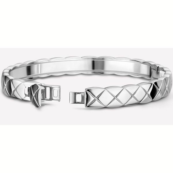 華やか＊エレガント【CHANEL】シャネル ブレスレット 華やかエレガント【シャネル ココクラッシュ 偽物 bracelet