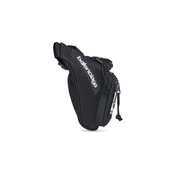 【BALENCIAGA】ロゴエンボス エクスプローラー ベルトバッグ Balenciaga バレンシアガ ロゴパッチ ベルトバッグ - FARFETCH