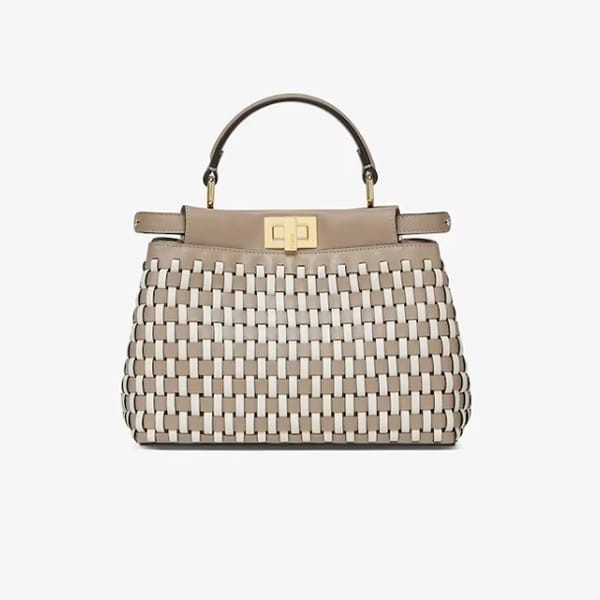 欲しい♡超限定♪フェンディ 偽物 ピーカブー スモール 欲しい♡超限定♪フェンディ 偽物 ピーカブー スモール