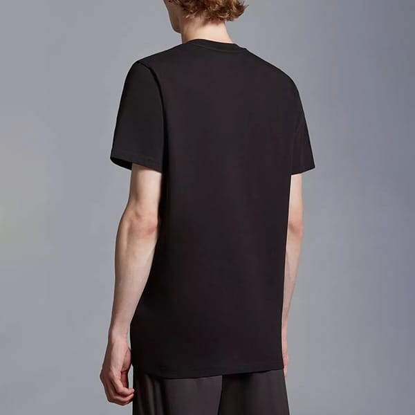 【MONCLER】24SS ハートロゴパッチ コットンTシャツ セール新作モンクレール ハート 刺繍ロゴパッチ コットンTシャツ