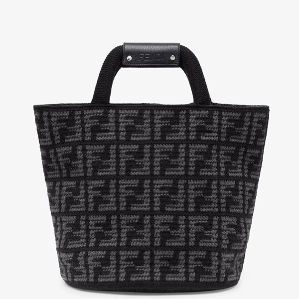 FENDI ミディアムFFショッピングバッグ ショッピングバッグ FENDI(フェンディ) バッグ・カバン