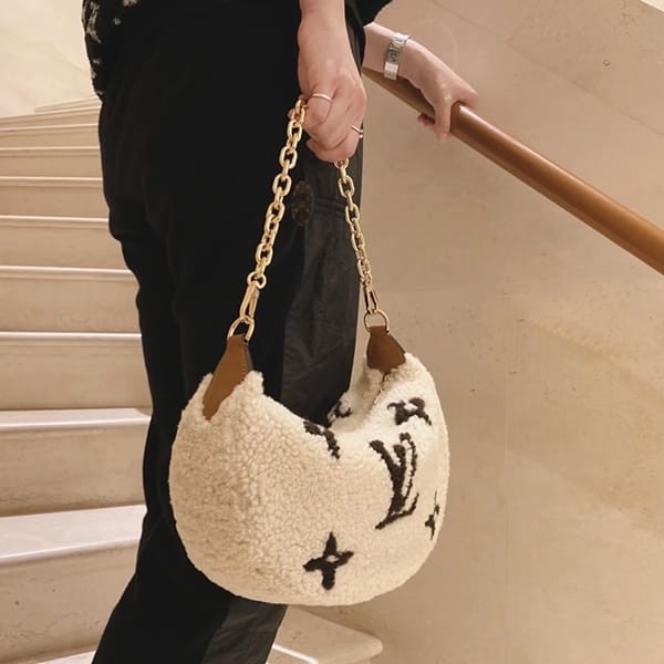 ルイヴィトン LV SKI もこもこ バッグ コピー オーバー ザ