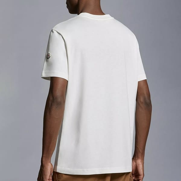 パリ直営店買付！【MONCLER】パッチロゴ厚手Tシャツ☆３色 MONCLERモンクレール 刺繍ロゴパッチ Tシャツ 半袖 (MONCLER/T