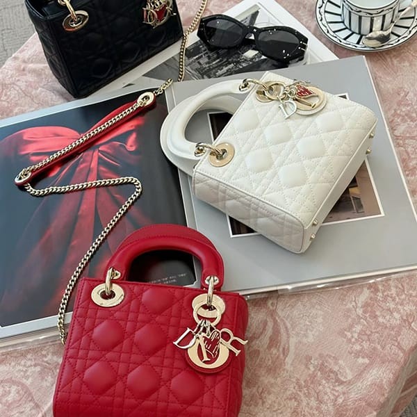 ♡激カワ♡【Dior】Lady Dior バッグ ミニ ３カラー レディ ディオール ミニバッグ ショルダー 偽物 3色