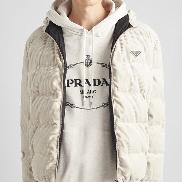 【送料込み】セール★PRADA★UJL24B 楽天市場】PRADA プラダ フーディー UJL24B 13IP 13IQ